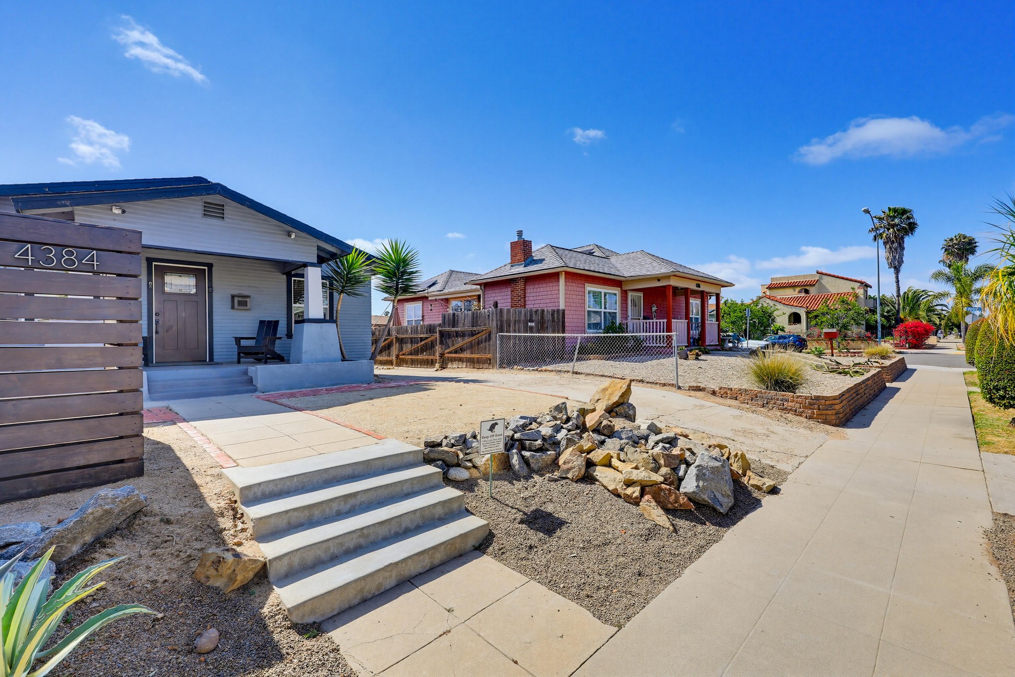 Virtual tour photo 4 of 128 for 4384 Mississippi St