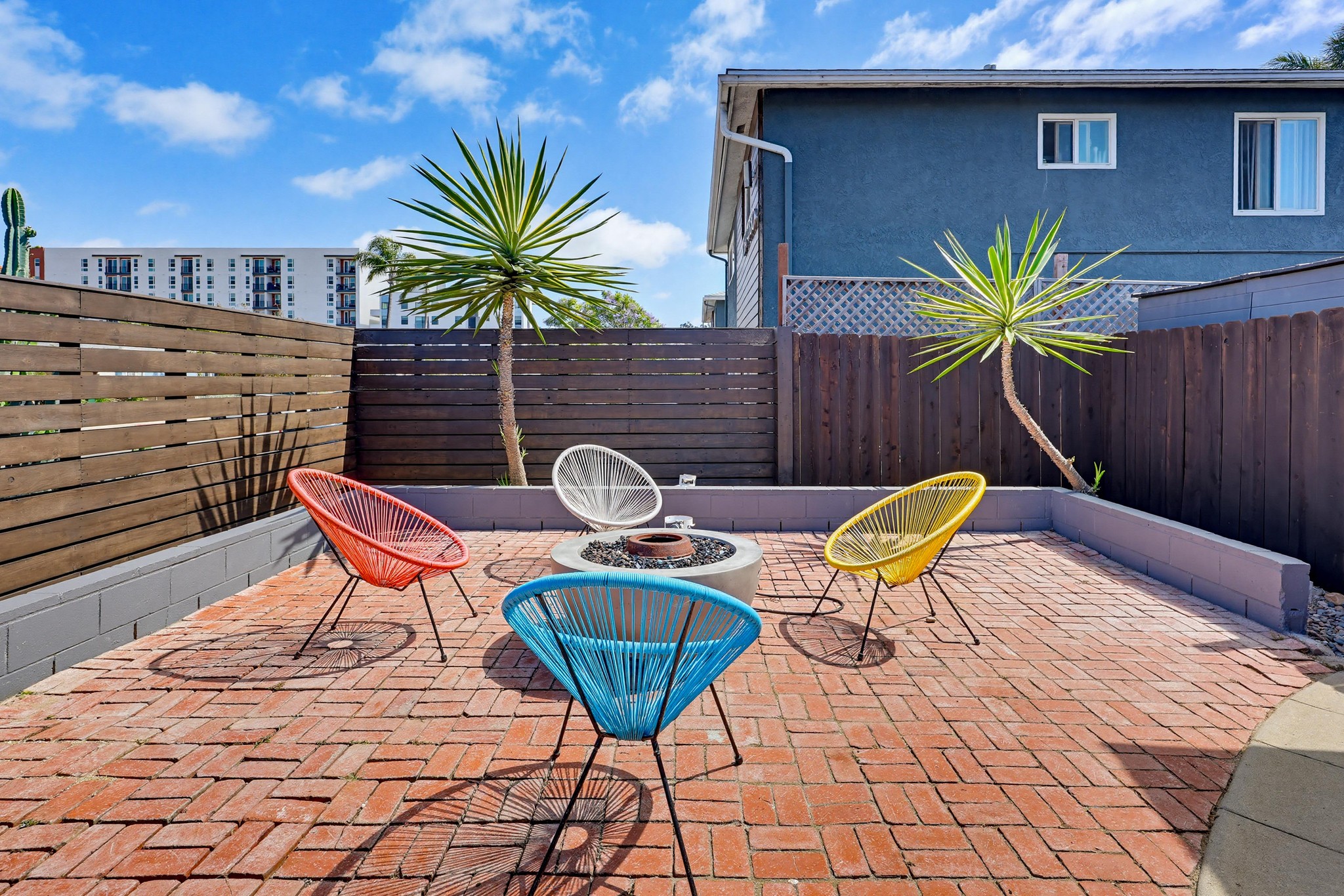 Virtual tour photo 41 of 128 for 4384 Mississippi St