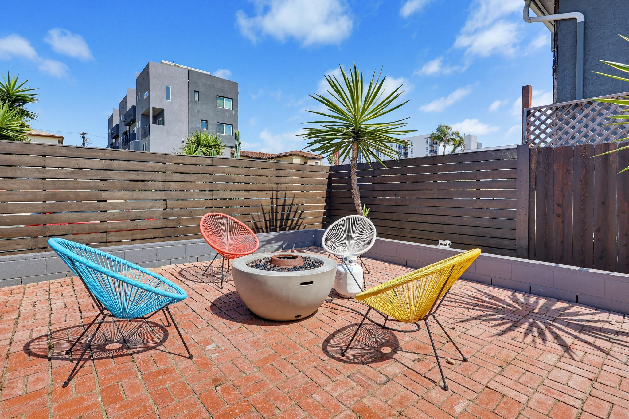 Virtual tour photo 42 of 128 for 4384 Mississippi St