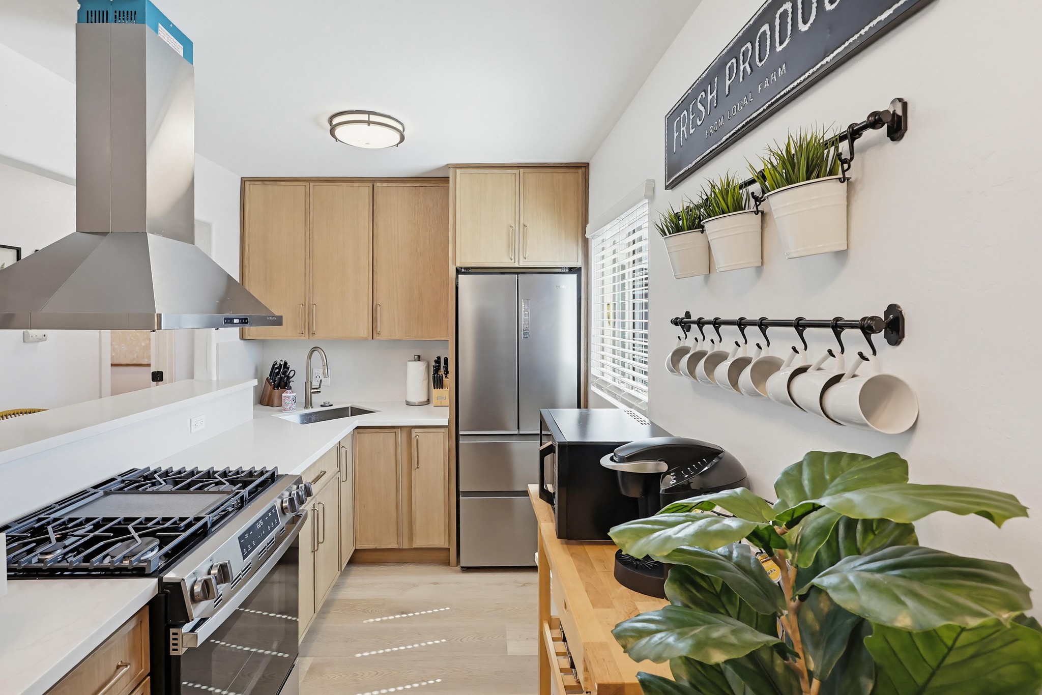 Virtual tour photo 68 of 128 for 4384 Mississippi St