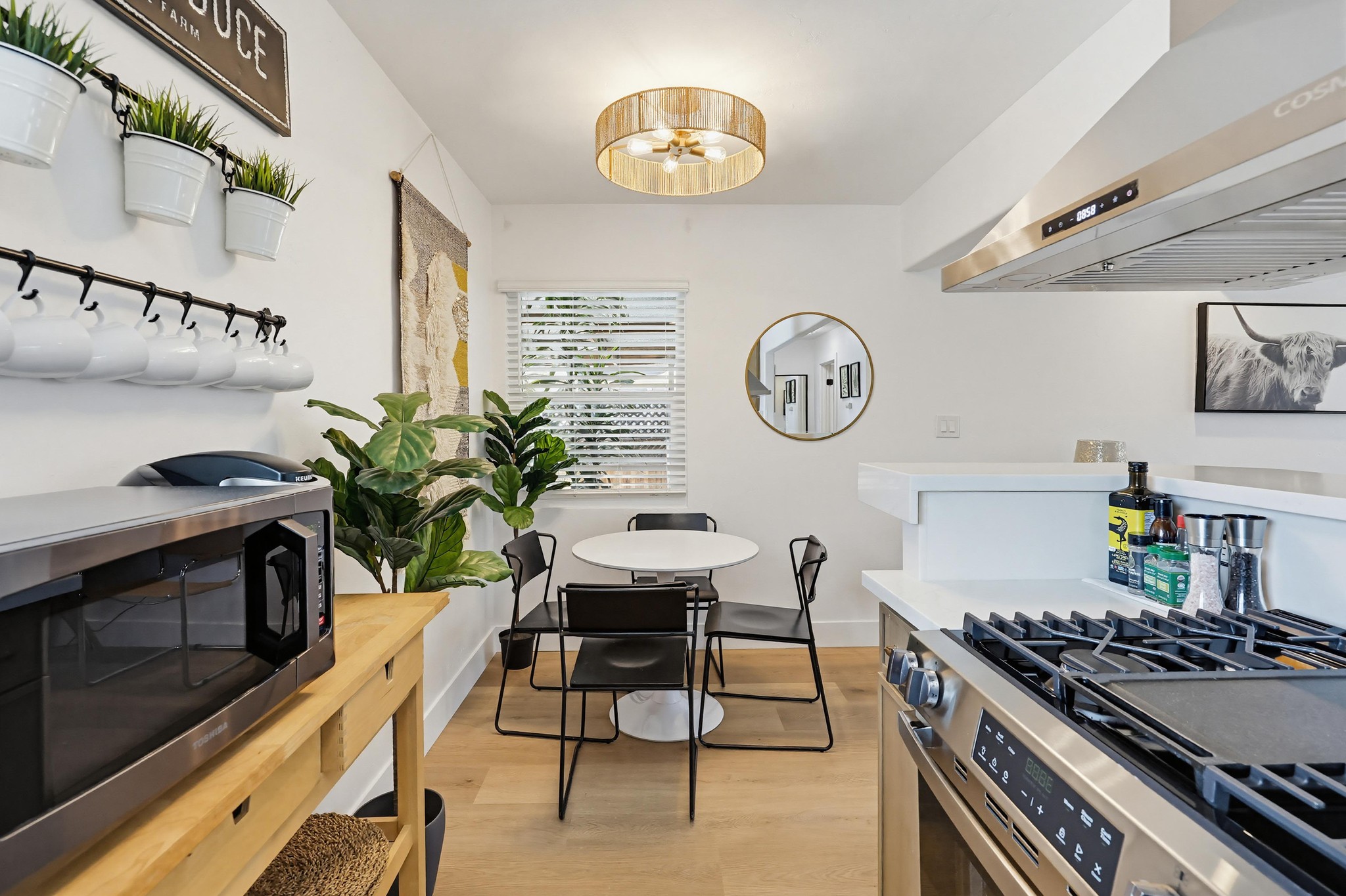 Virtual tour photo 70 of 128 for 4384 Mississippi St