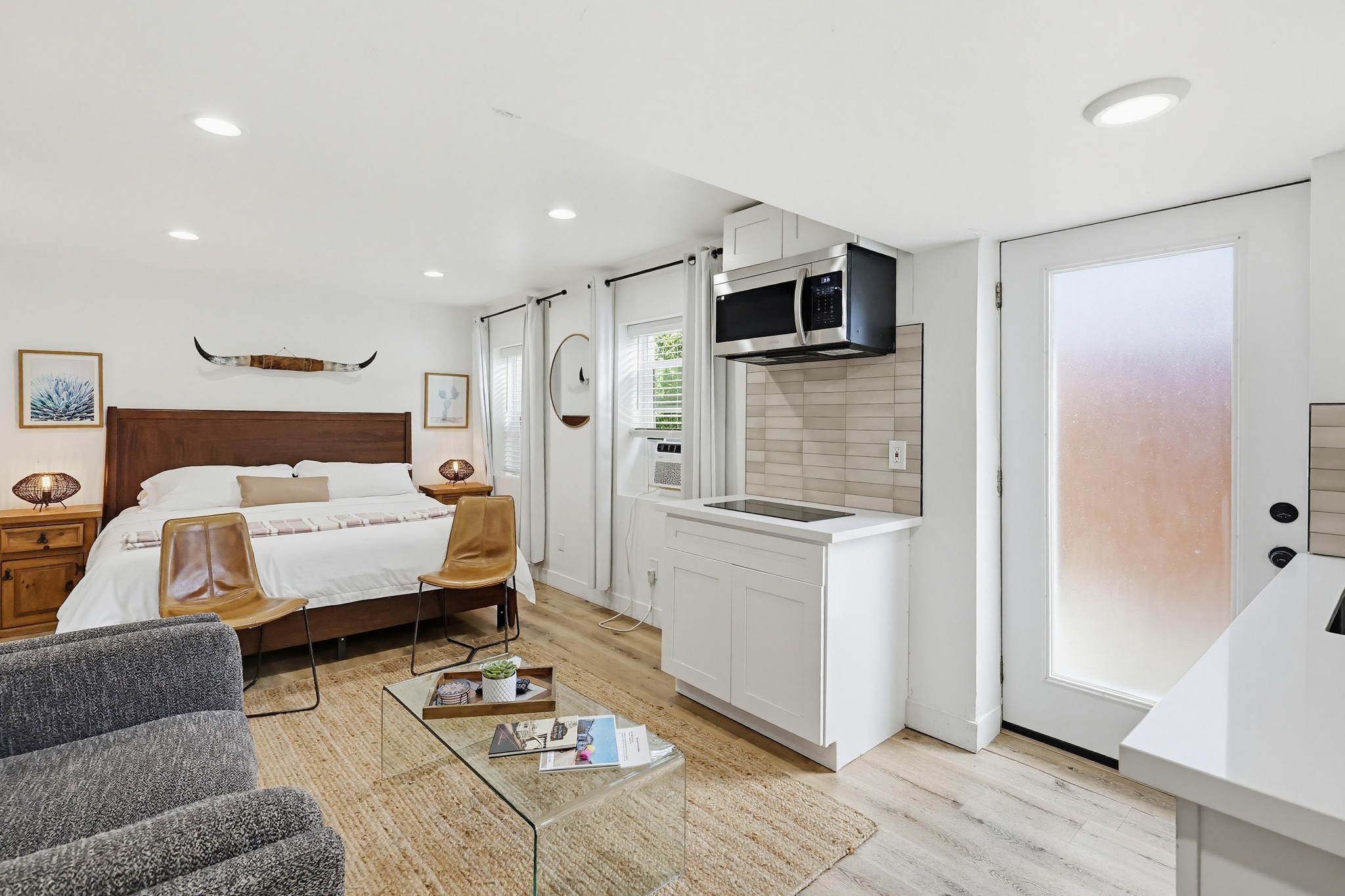 Virtual tour photo 94 of 128 for 4384 Mississippi St