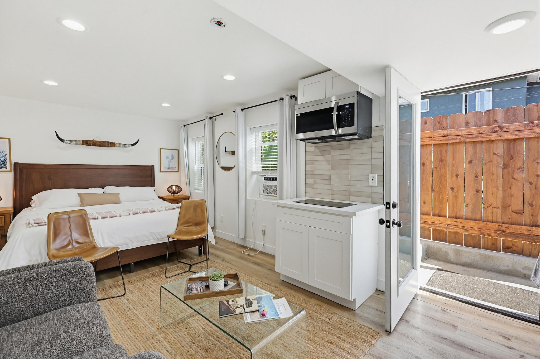 Virtual tour photo 104 of 128 for 4384 Mississippi St