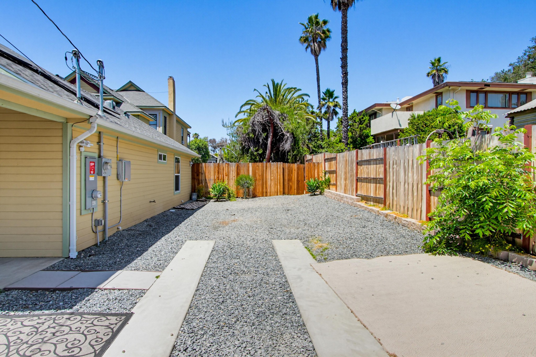 Virtual tour photo 10 of 31 for 439 E 5th Ave