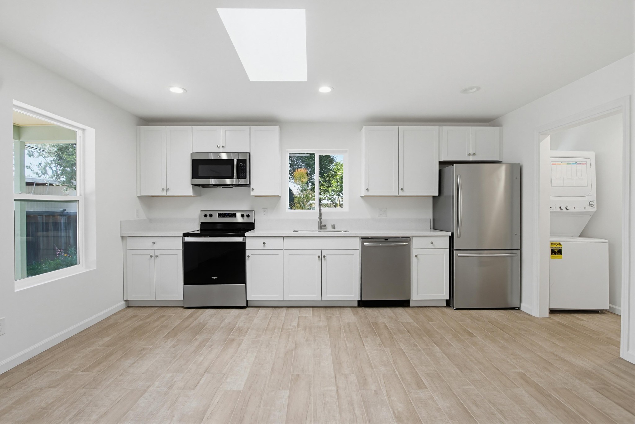 Virtual tour photo 18 of 31 for 439 E 5th Ave