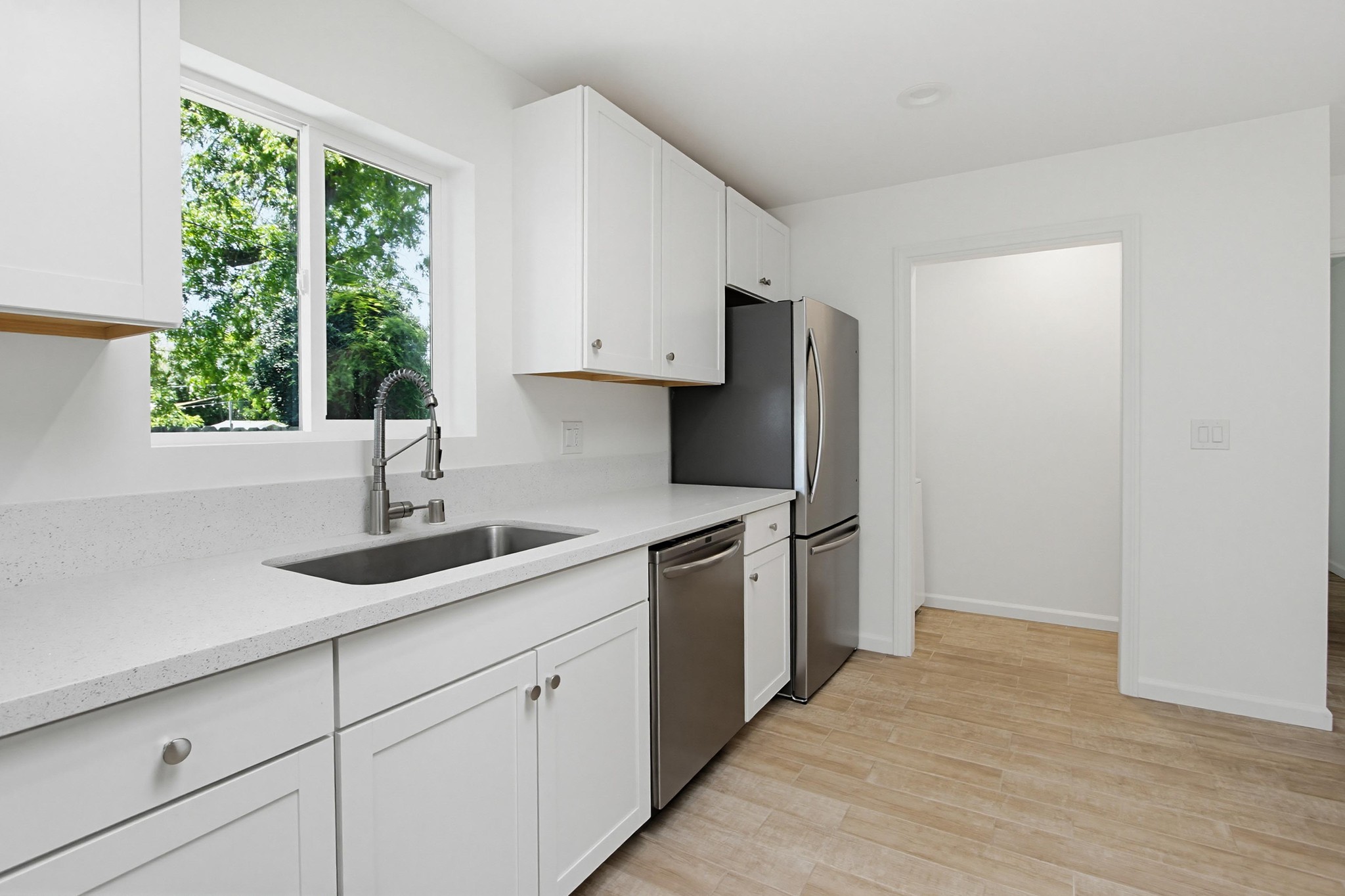 Virtual tour photo 19 of 31 for 439 E 5th Ave