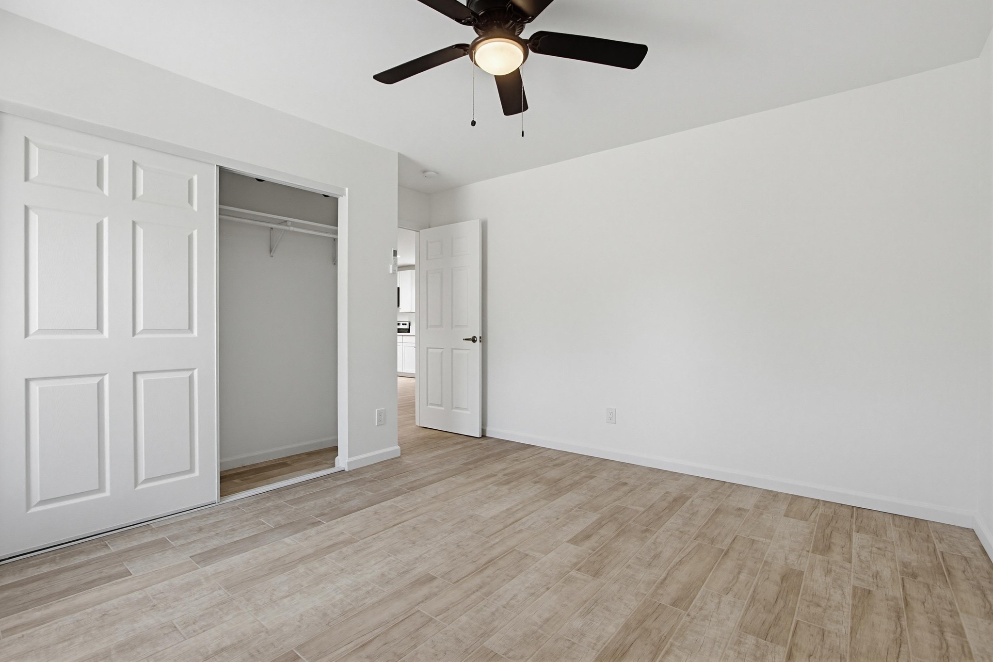Virtual tour photo 28 of 31 for 439 E 5th Ave
