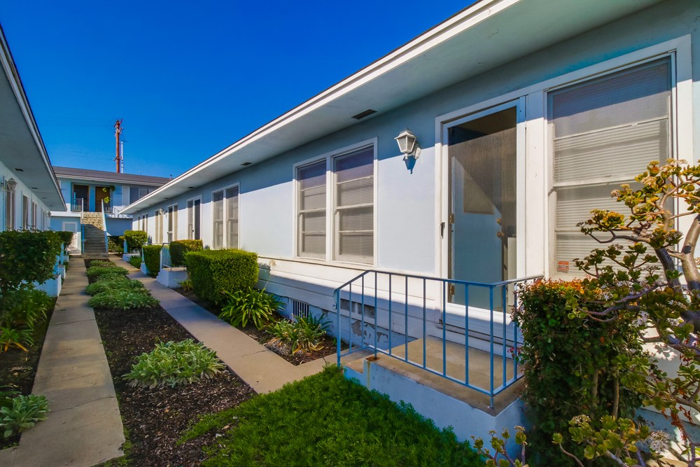 Virtual tour photo 9 of 18 for 4394 Louisiana St