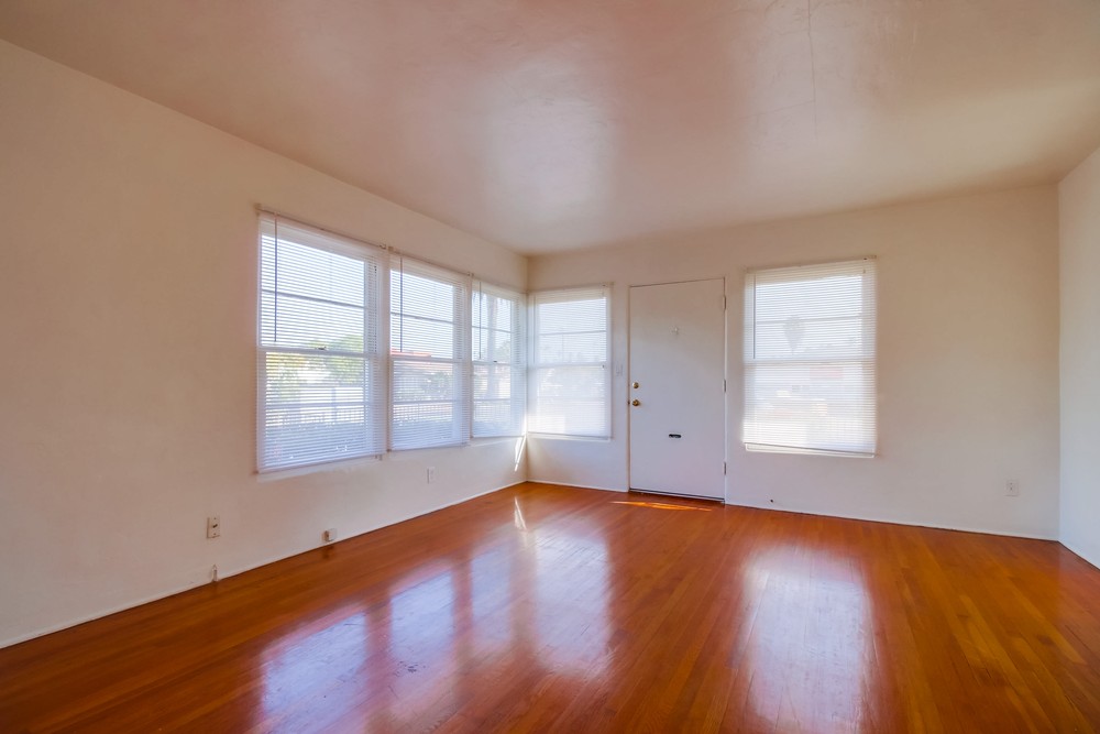 Virtual tour photo 10 of 18 for 4394 Louisiana St