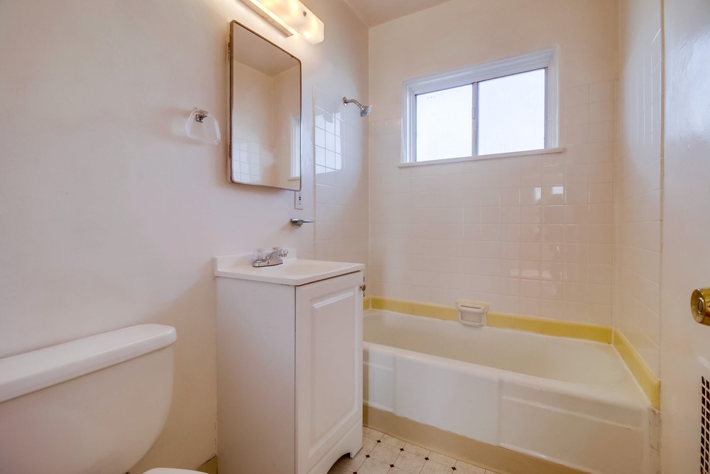 Virtual tour photo 19 of 18 for 4394 Louisiana St