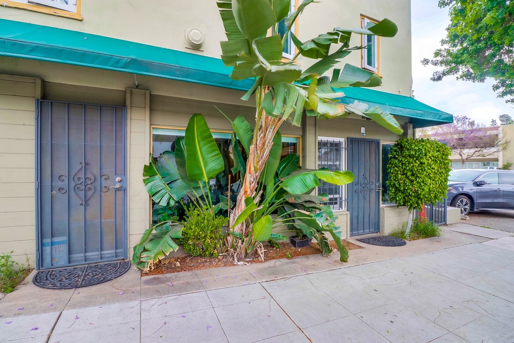 Virtual tour photo 3 of 24 for 440 Fir St