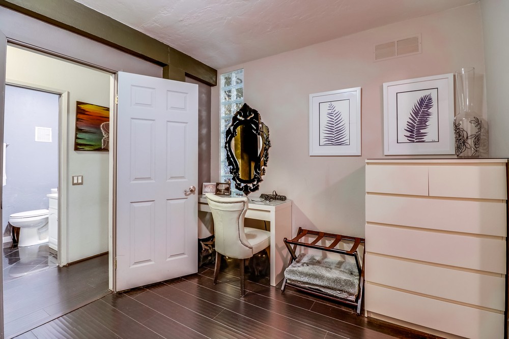 Virtual tour photo 21 of 24 for 440 Fir St