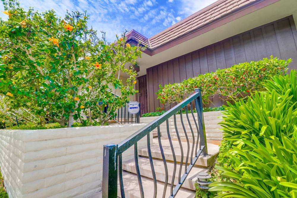 Virtual tour photo 5 of 44 for 4401 Collwood Ln