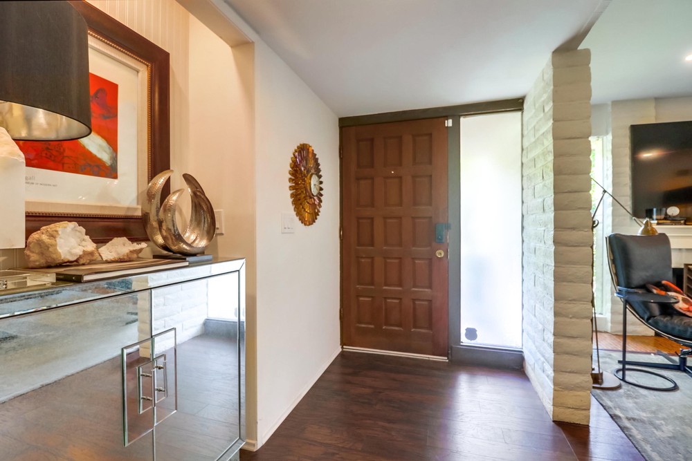 Virtual tour photo 9 of 44 for 4401 Collwood Ln