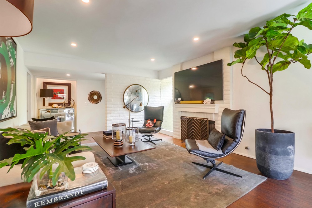 Virtual tour photo 12 of 44 for 4401 Collwood Ln