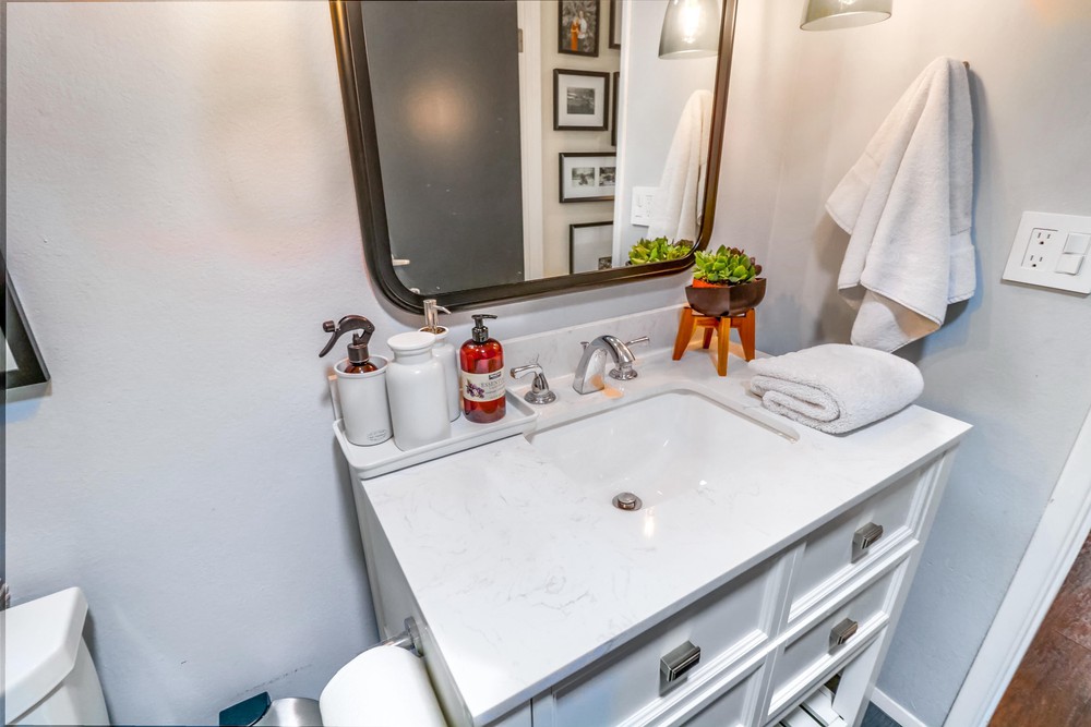 Virtual tour photo 33 of 44 for 4401 Collwood Ln