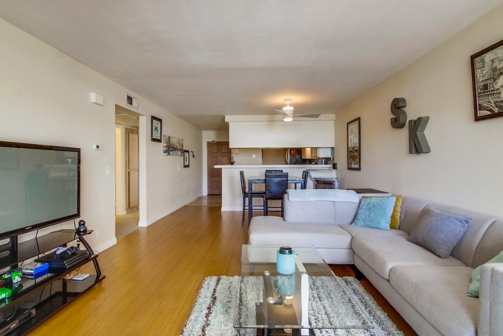 Virtual tour photo 12 of 38 for 4402 Mentone St UNIT 302