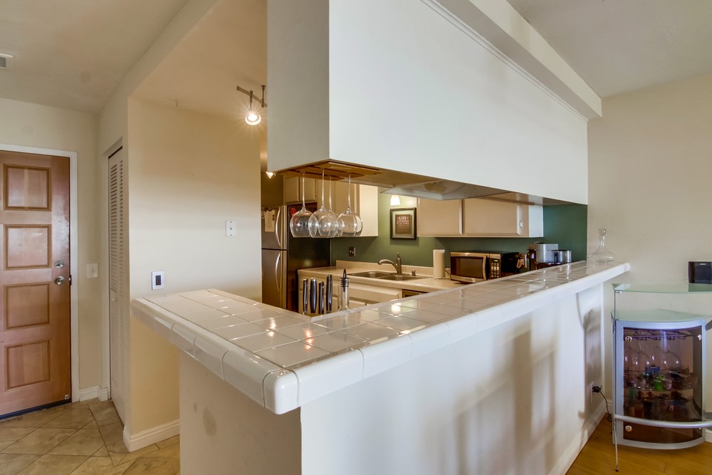 Virtual tour photo 18 of 38 for 4402 Mentone St UNIT 302