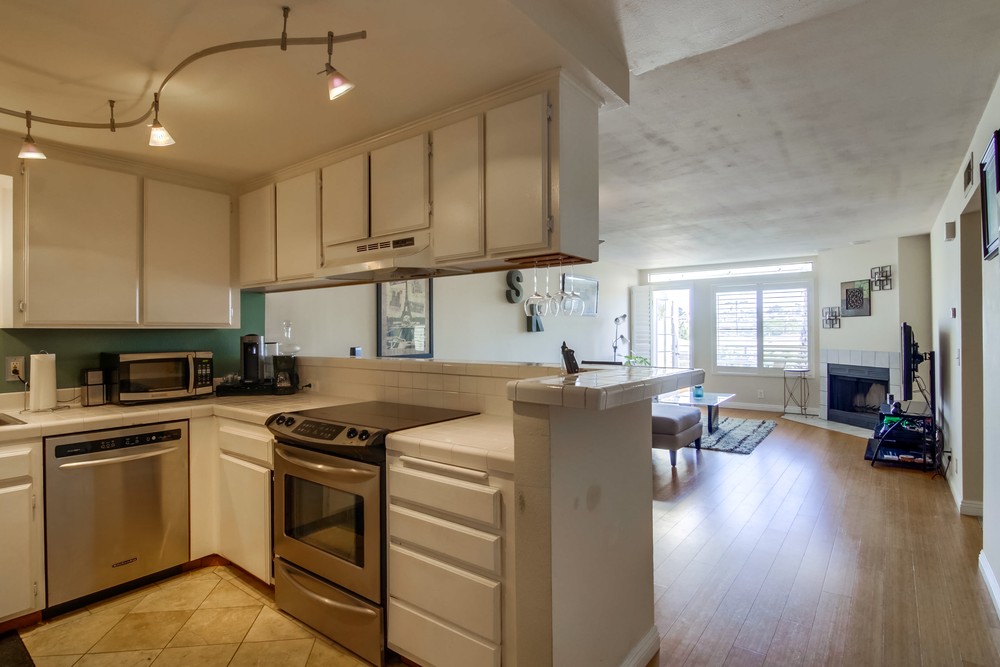 Virtual tour photo 20 of 38 for 4402 Mentone St UNIT 302