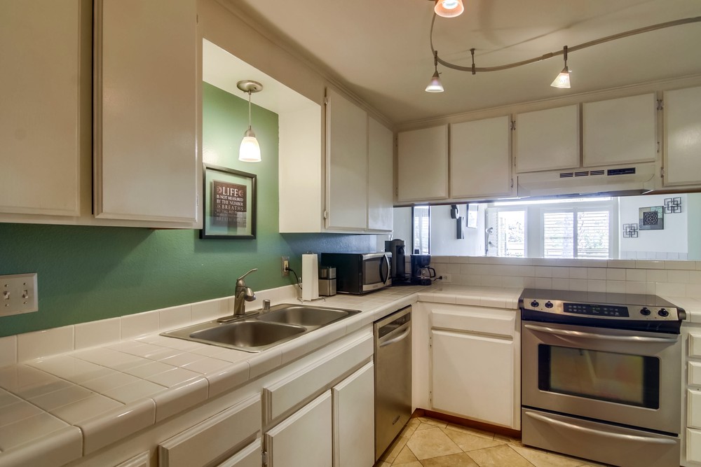 Virtual tour photo 24 of 38 for 4402 Mentone St UNIT 302
