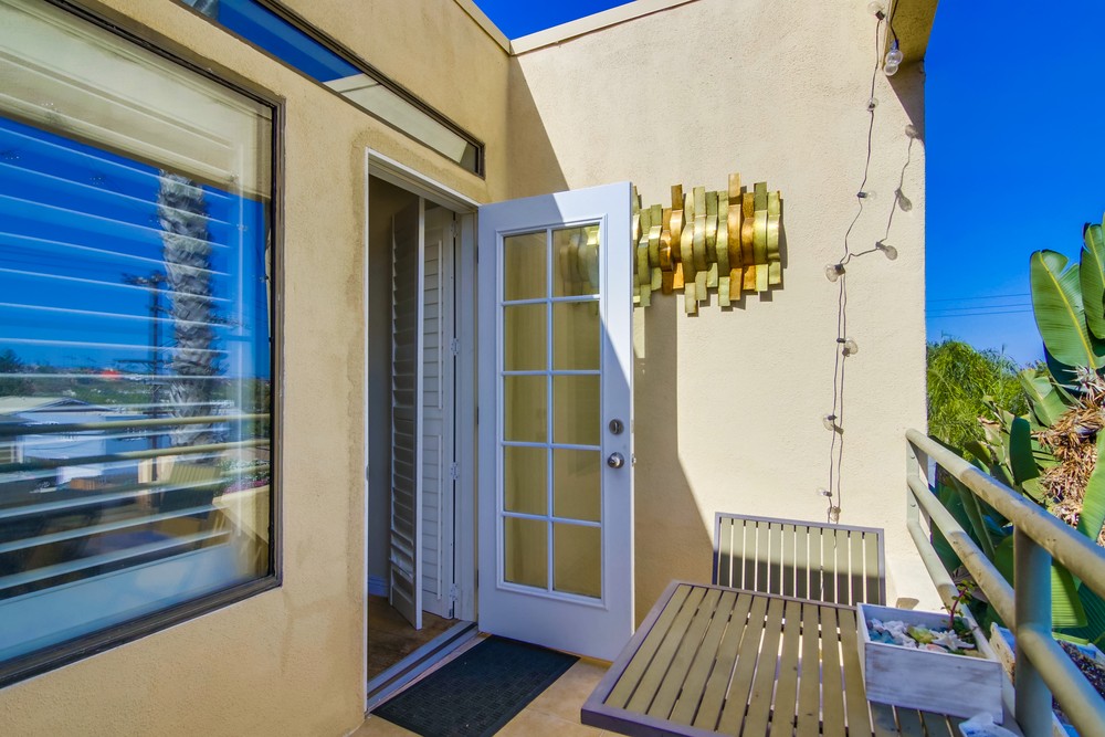 Virtual tour photo 34 of 38 for 4402 Mentone St UNIT 302