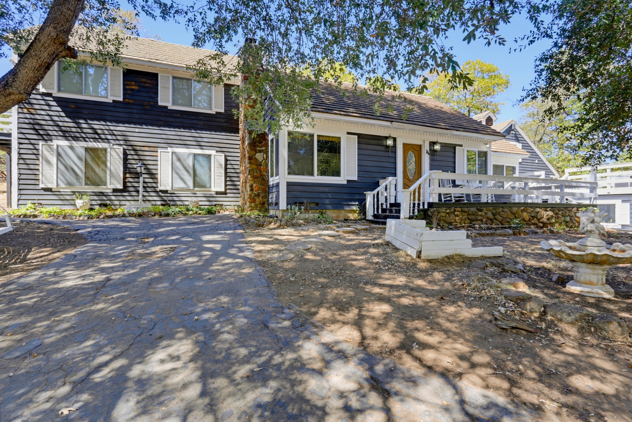 Virtual tour photo 5 of 48 for 4402 Pine Hills Rd