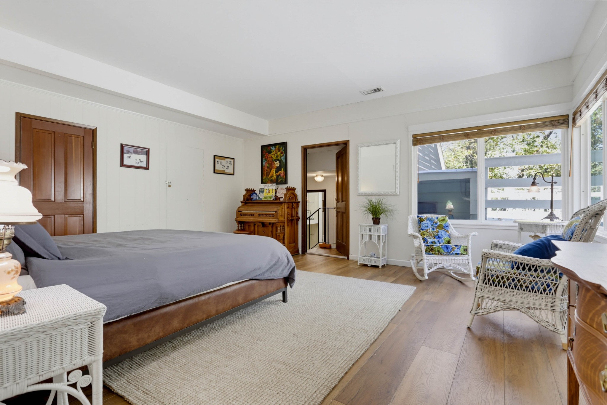Virtual tour photo 26 of 48 for 4402 Pine Hills Rd