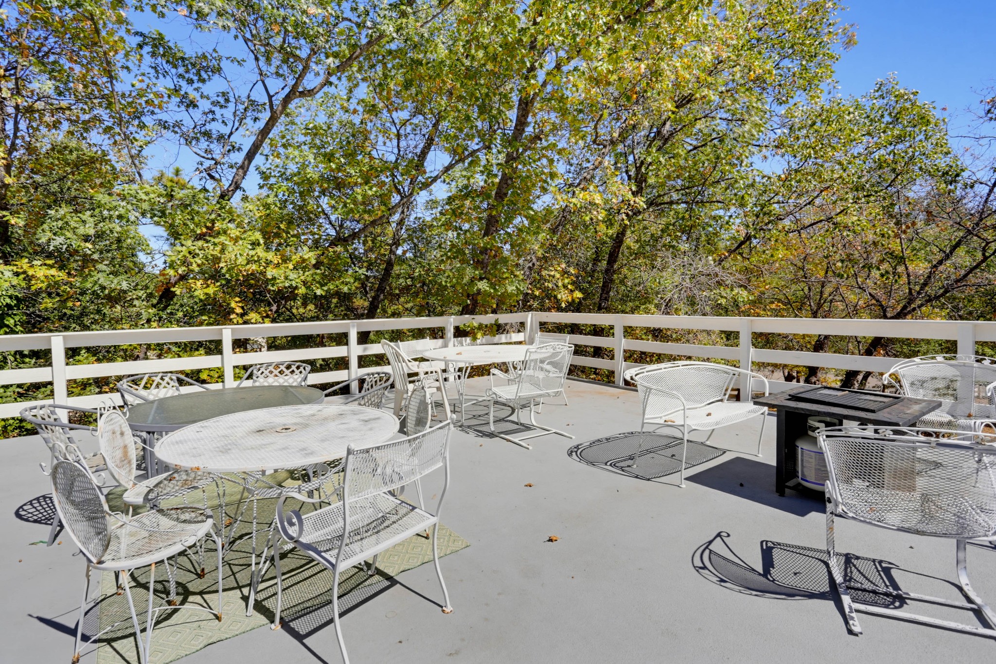Virtual tour photo 37 of 48 for 4402 Pine Hills Rd