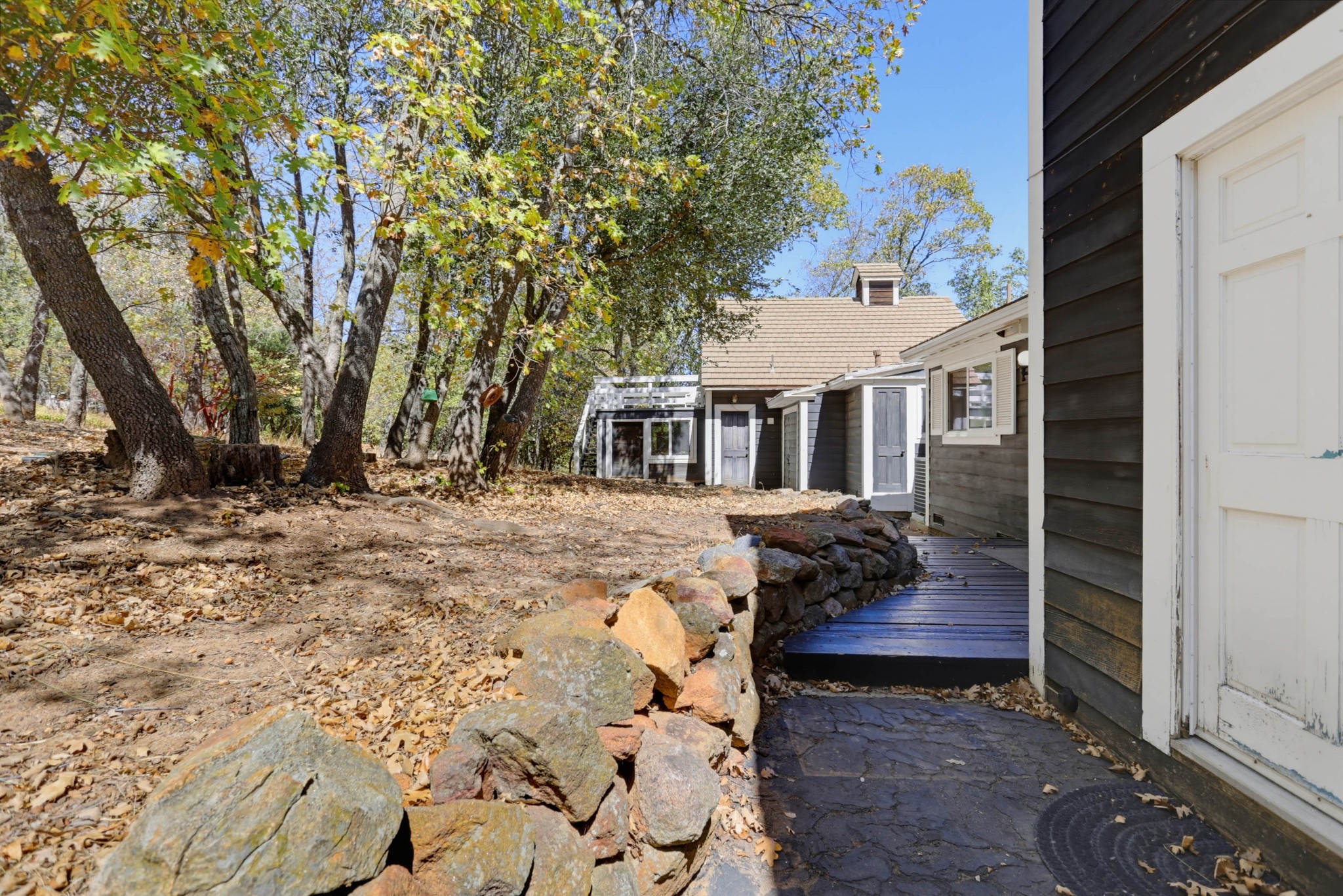 Virtual tour photo 40 of 48 for 4402 Pine Hills Rd
