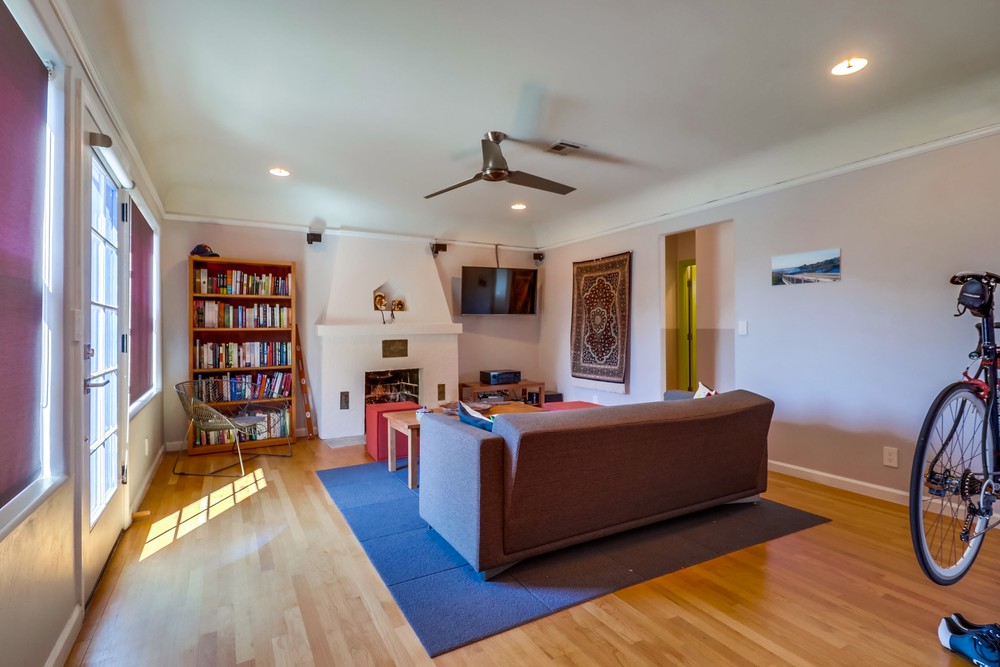 Virtual tour photo 8 of 35 for 4405 Texas St