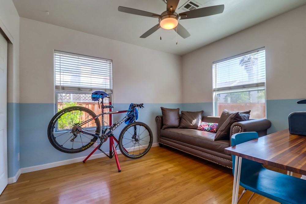 Virtual tour photo 22 of 35 for 4405 Texas St
