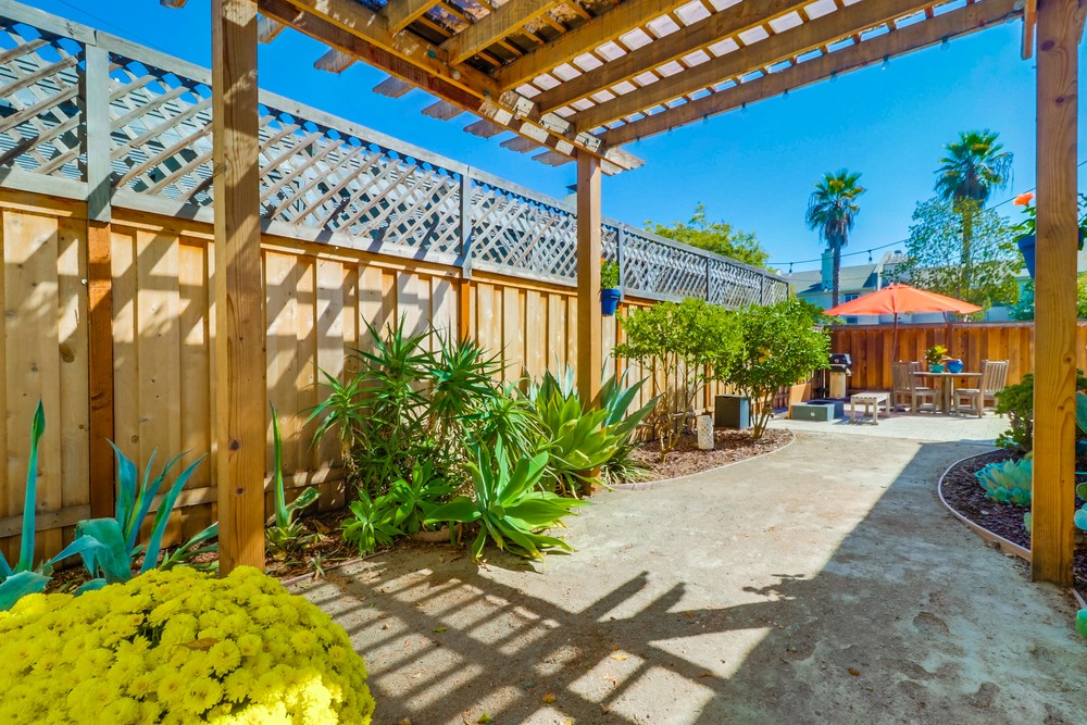 Virtual tour photo 32 of 35 for 4405 Texas St