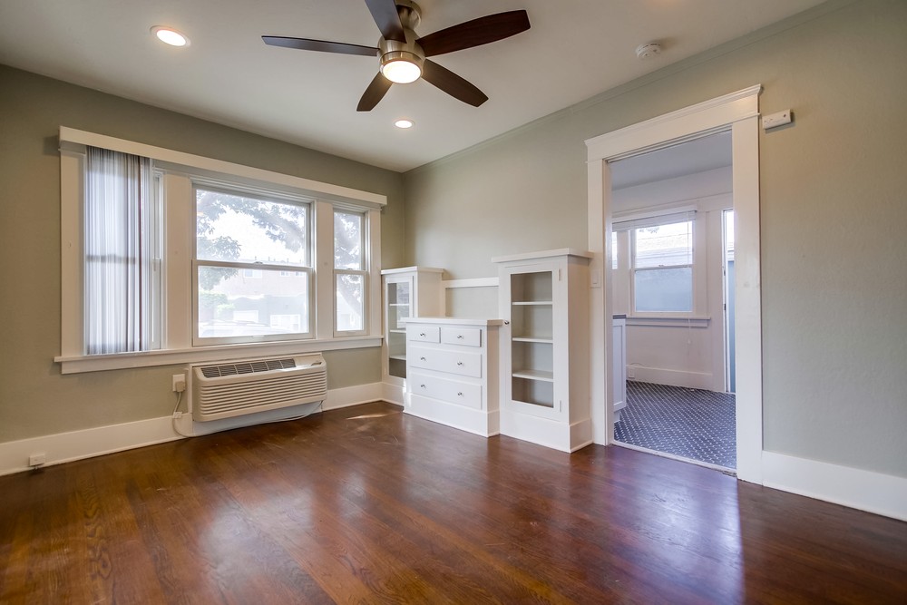 Virtual tour photo 16 of 52 for 4406 Alabama St