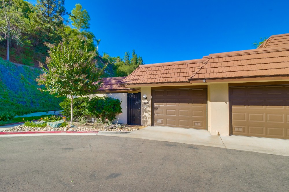 Virtual tour photo 3 of 37 for 4406 Collwood Ln