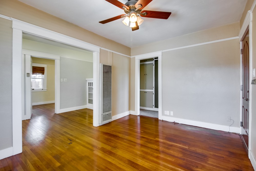 Virtual tour photo 11 of 42 for 4406 Copeland Ave