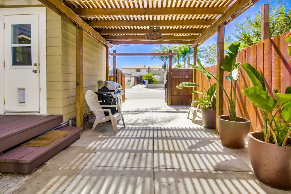 Virtual tour photo 37 of 42 for 4406 Copeland Ave