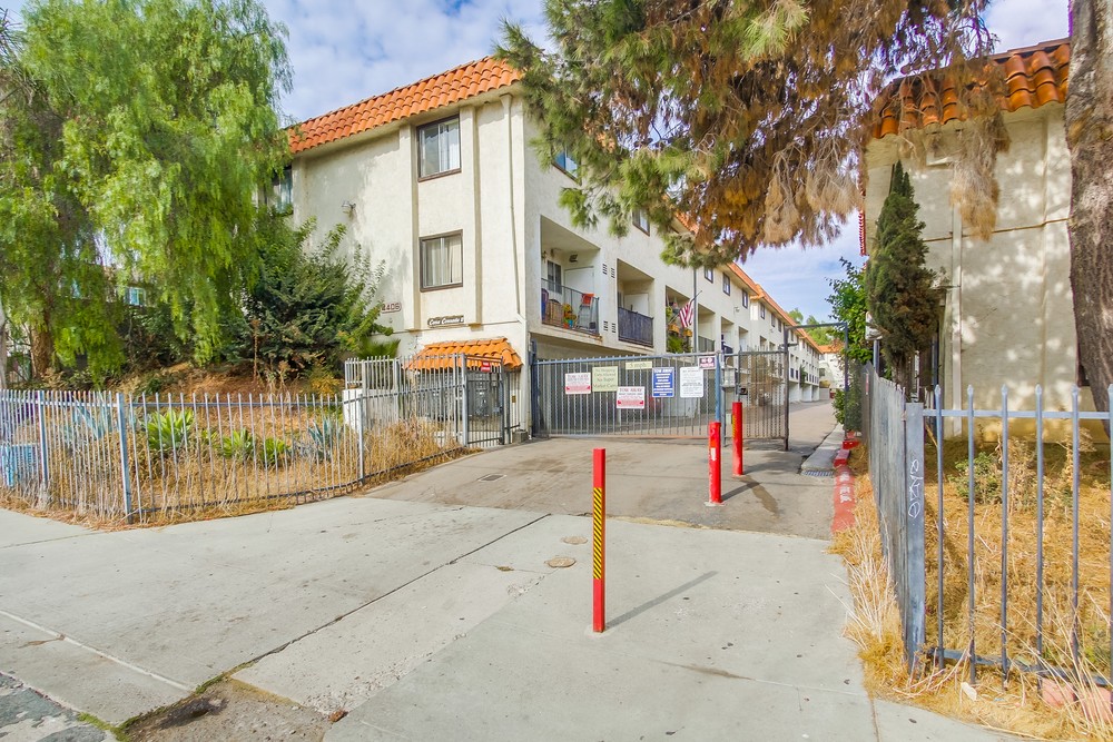 Virtual tour photo 3 of 42 for 4416 Delta St #2
