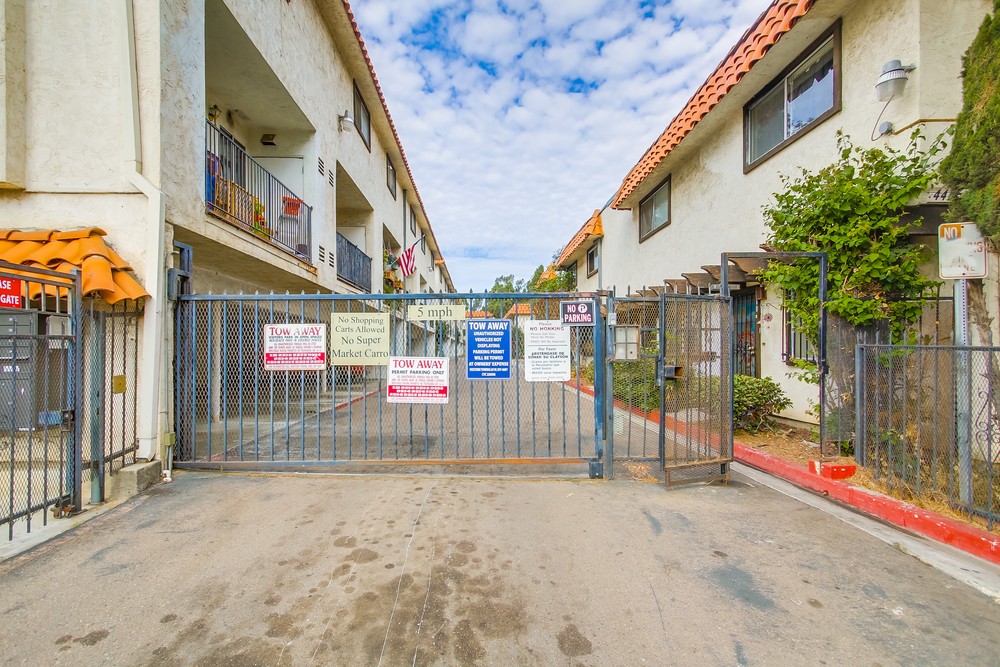 Virtual tour photo 6 of 42 for 4416 Delta St #2