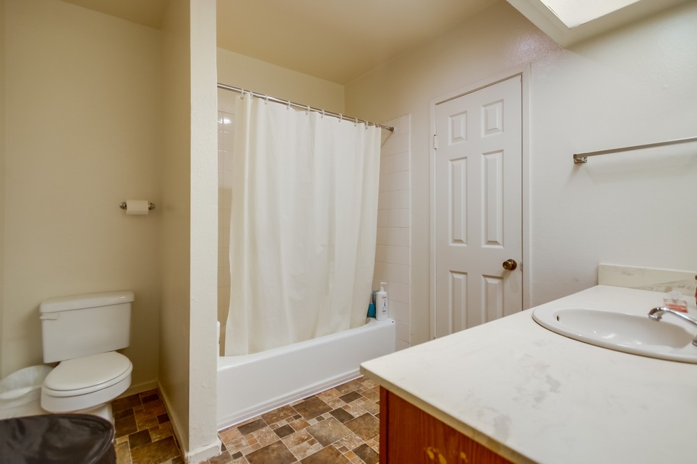 Virtual tour photo 30 of 42 for 4416 Delta St #2