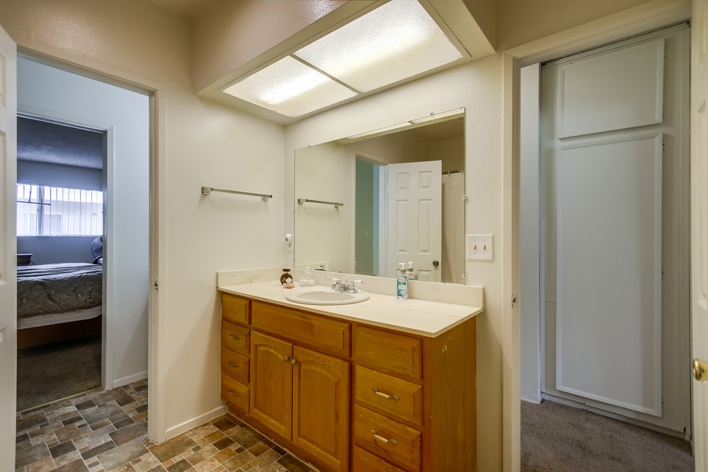 Virtual tour photo 31 of 42 for 4416 Delta St #2
