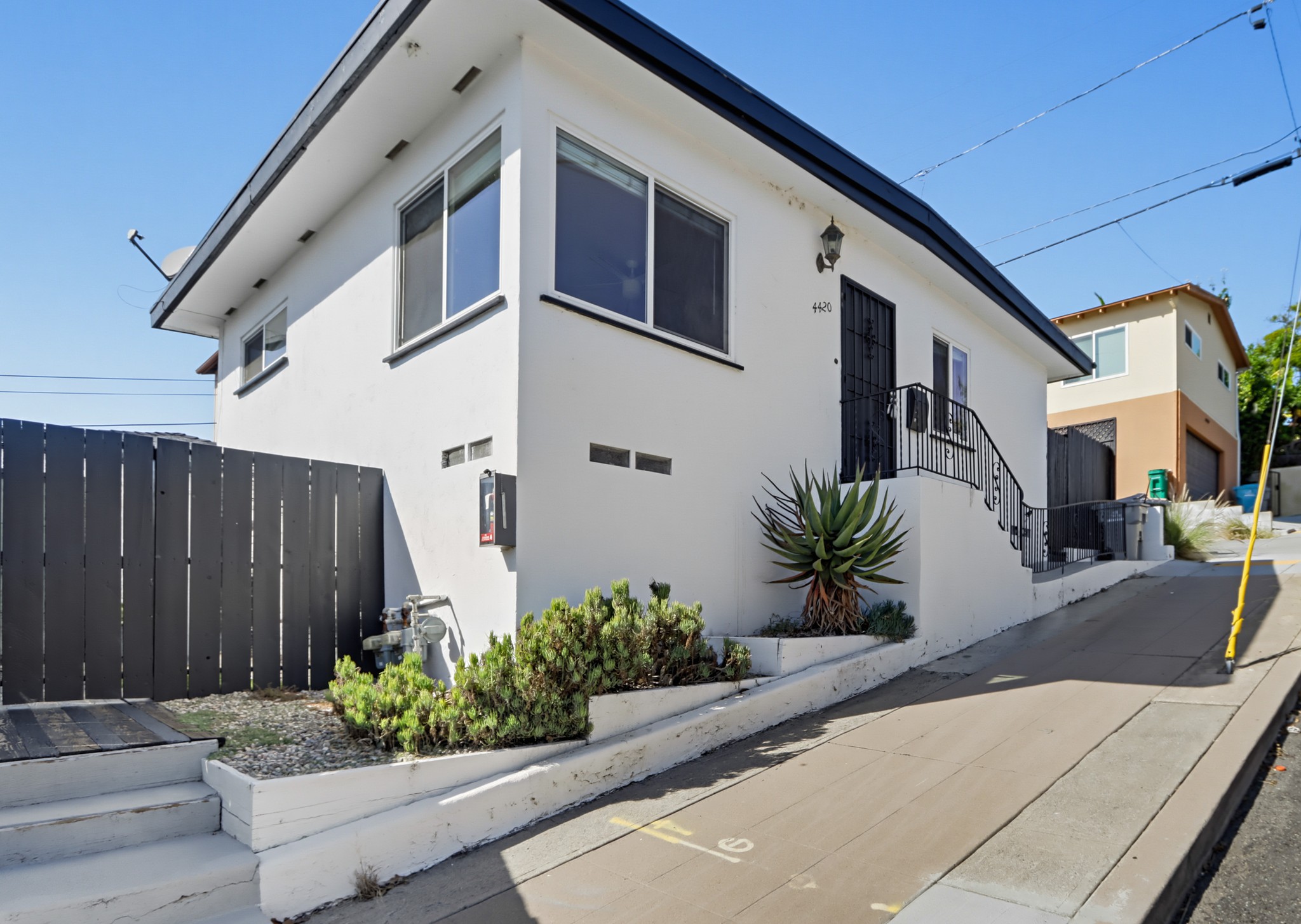 Virtual tour photo 4 of 33 for 4420 58th St