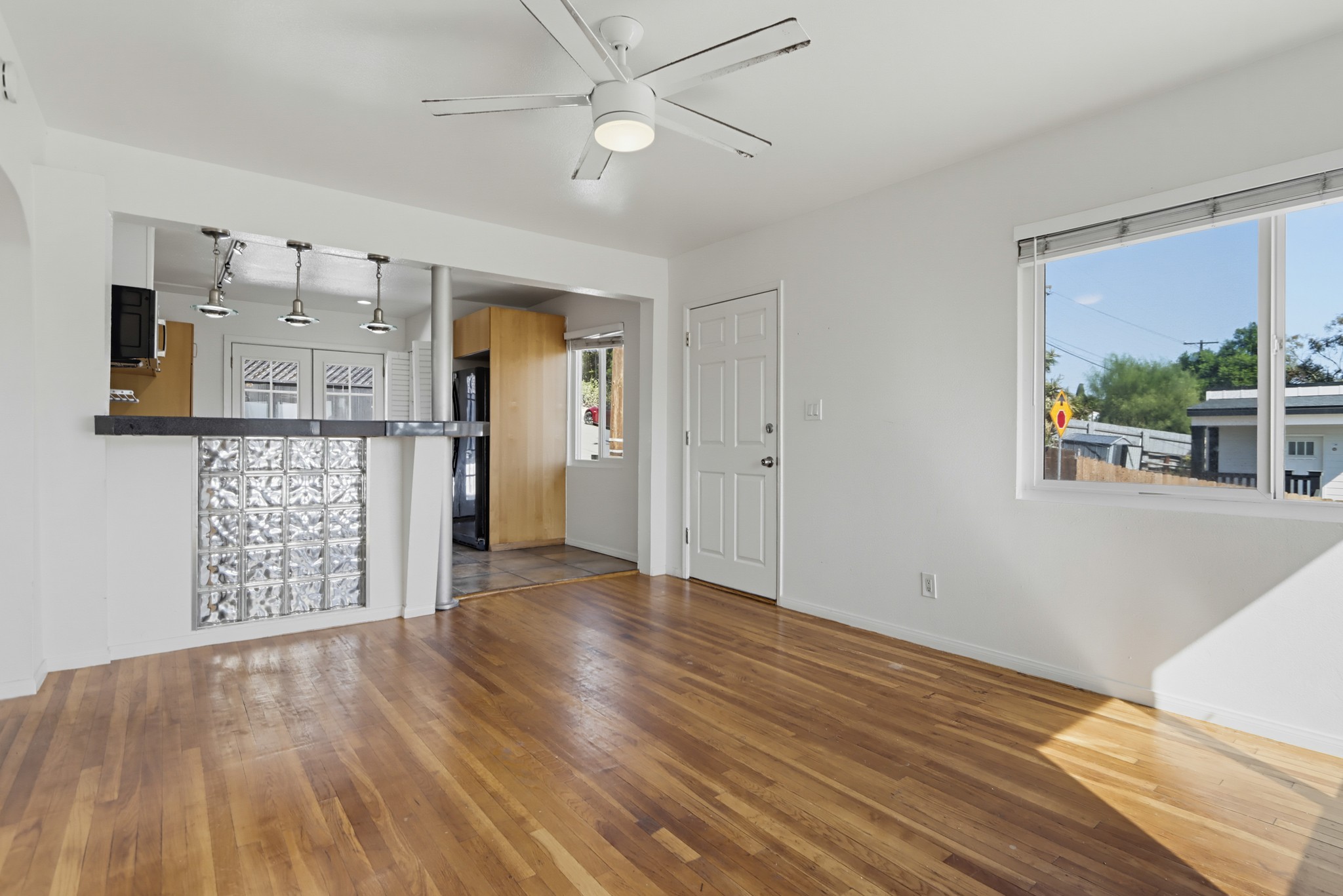 Virtual tour photo 8 of 33 for 4420 58th St
