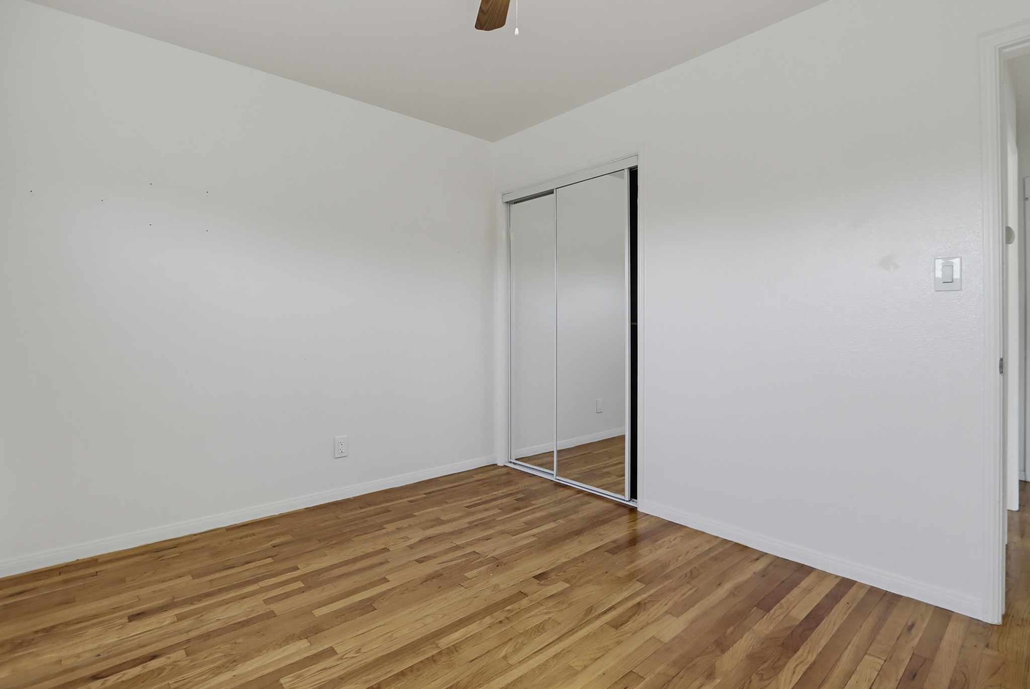 Virtual tour photo 18 of 33 for 4420 58th St