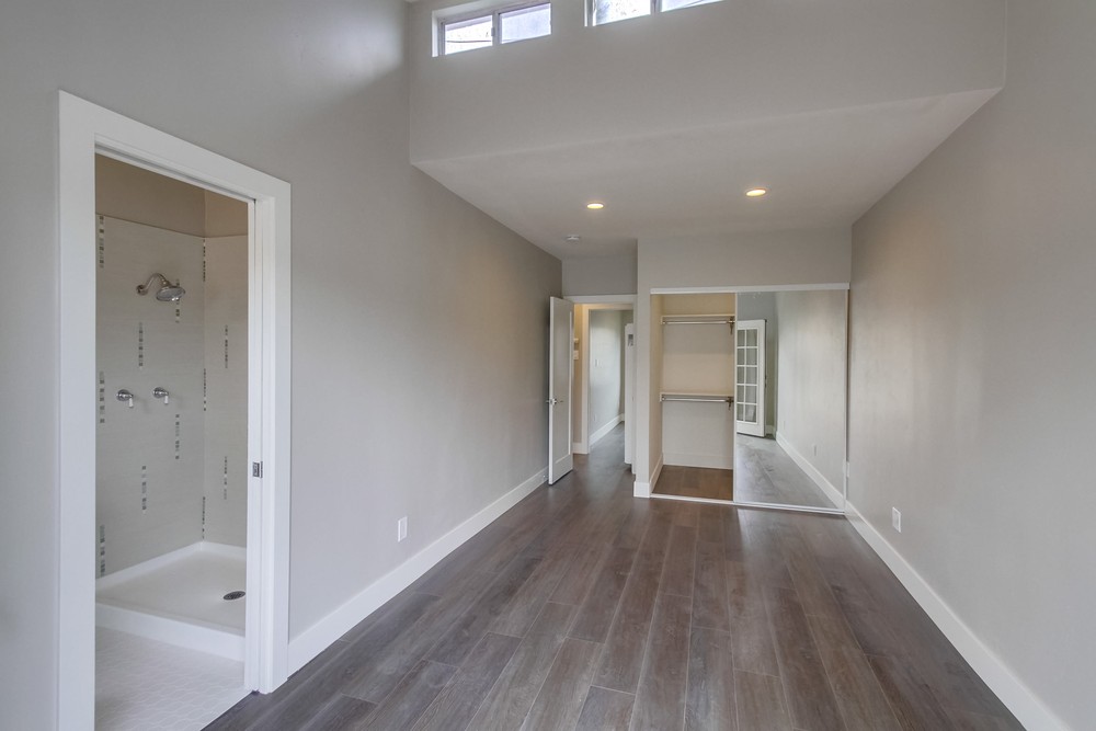 Virtual tour photo 17 of 34 for 4421 37th St