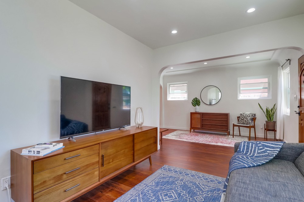 Virtual tour photo 13 of 62 for 4421 41st St