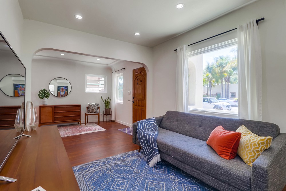 Virtual tour photo 14 of 62 for 4421 41st St