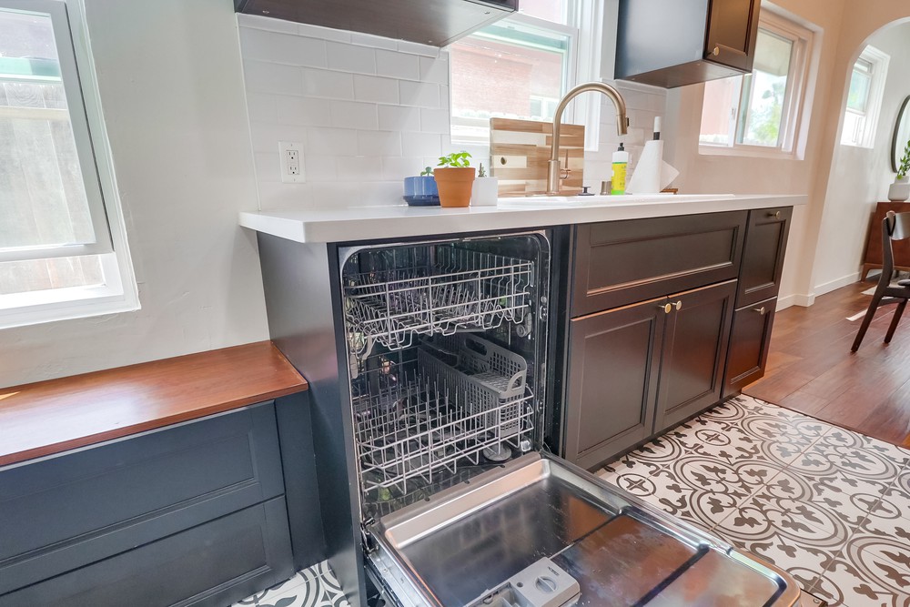 Virtual tour photo 40 of 62 for 4421 41st St