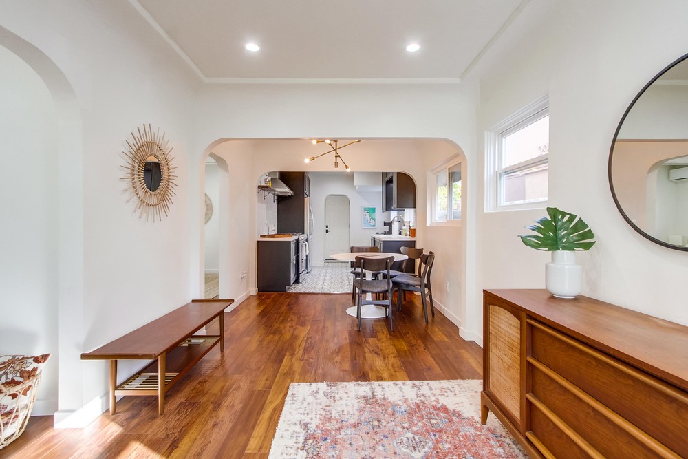 Virtual tour photo 9 of 54 for 4421 41st St