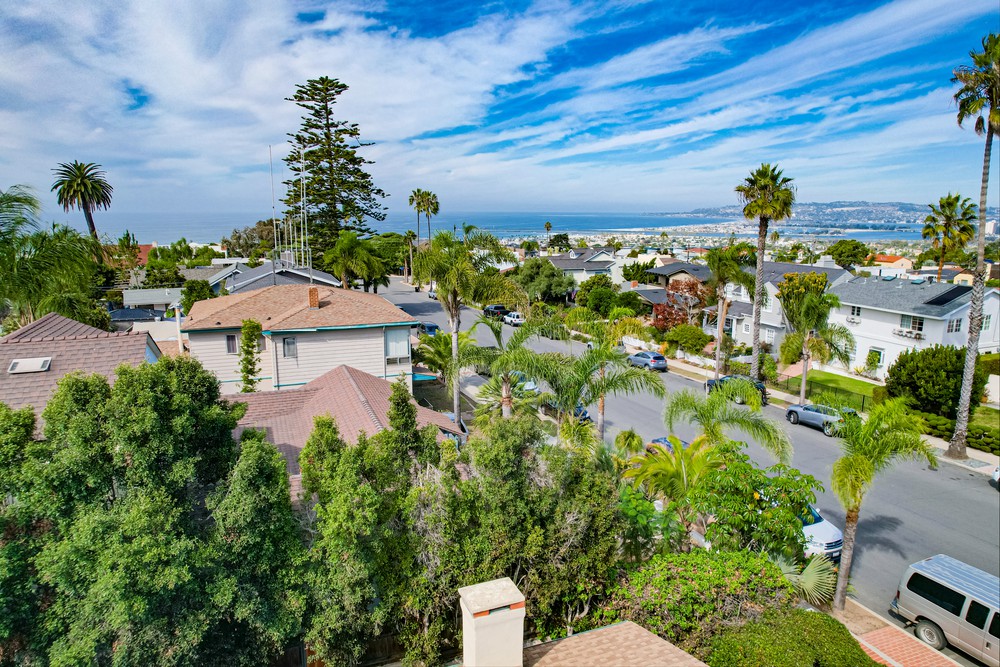 Virtual tour photo 10 of 30 for 4421 Del Monte Ave