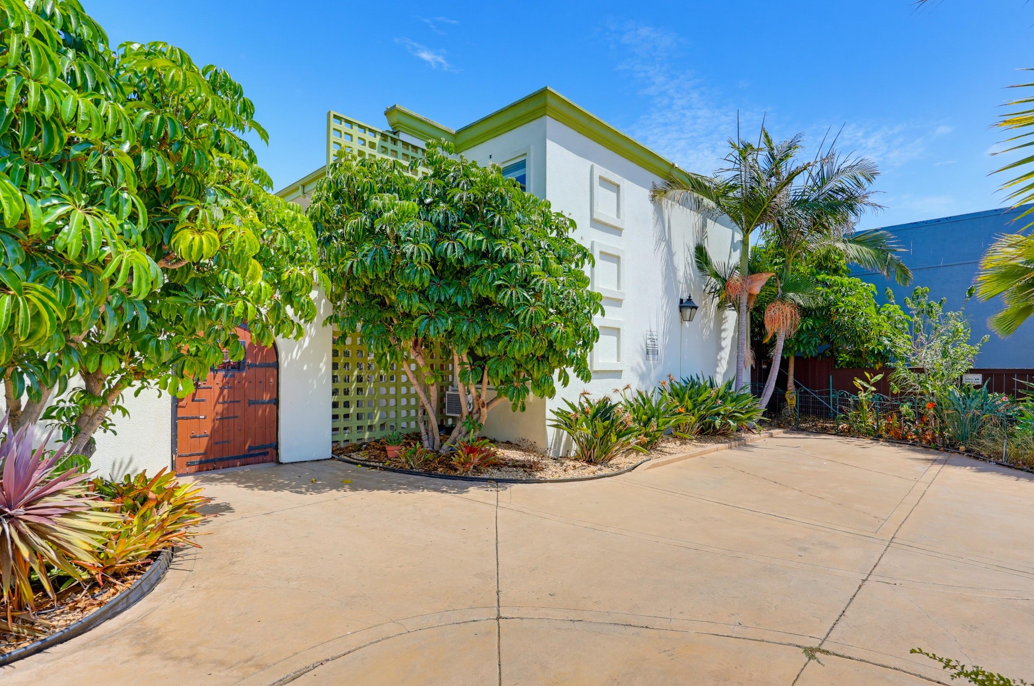 Virtual tour photo 5 of 34 for 4425 50th St Unit 11